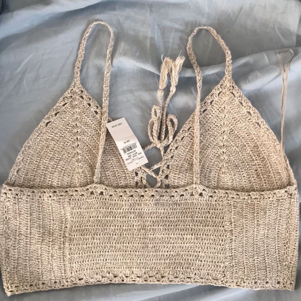 American Eagle Crochet Crop Top - Picture 2 of 3